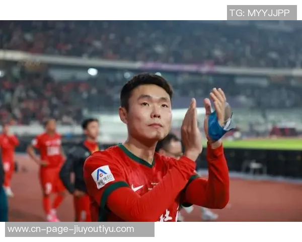 河南队足协杯决赛前续约主帅并开设六列球迷专列增强士气