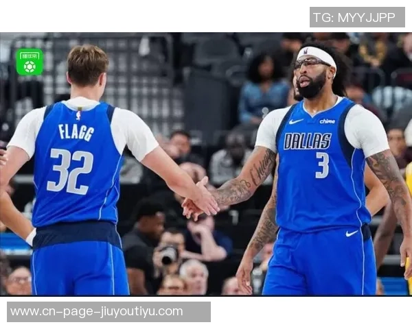 帕金斯质疑独行侠留欧文意图同时交易浓眉的合理性 帕金斯质疑独行侠留欧文意图同时交易浓眉的合理性